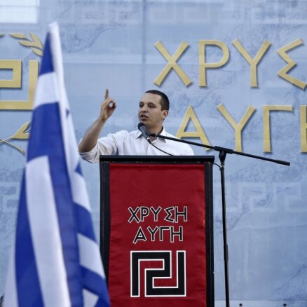 Grieķijā radikālā partija 'Zelta rītausma' EP vēlēšanās izcīnījusi trešo vietu
