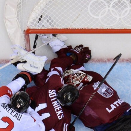 Latvijas hokejisti ar augstu paceltām galvām izstājas no Olimpiādes