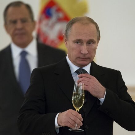 Путин: для России готовили "югославский сценарий расчленения"
