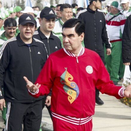 Turkmenistānā veterāniem jāsamaksā par dāvanām, ko līderis dāvinās 9. maijā