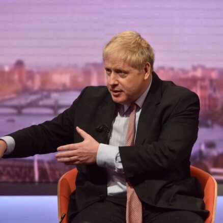 Bezvienošanās 'Brexit' atbilst britu idejai par izstāšanos no ES, pauž Džonsons