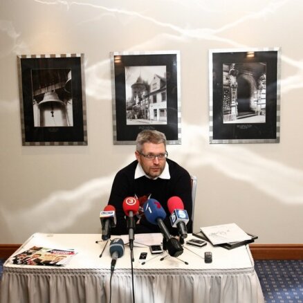 Lapsa atsakās no iepriekš DP sniegtajām liecībām 'Cits ķēķis: zem likumīgā 'jumta'' lietā