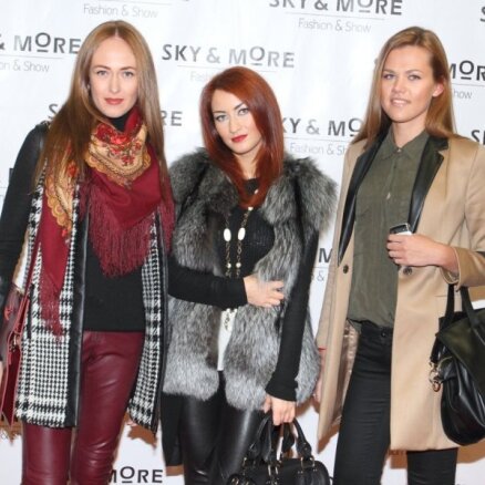 'Sky&amp;More' modes šovā gozējas slavenības