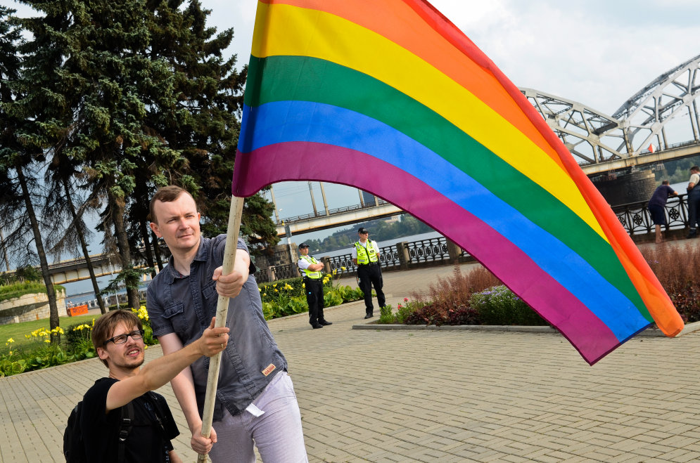 Был памятник 1905 года, станет памятник рижского гей-парада 2005 года?