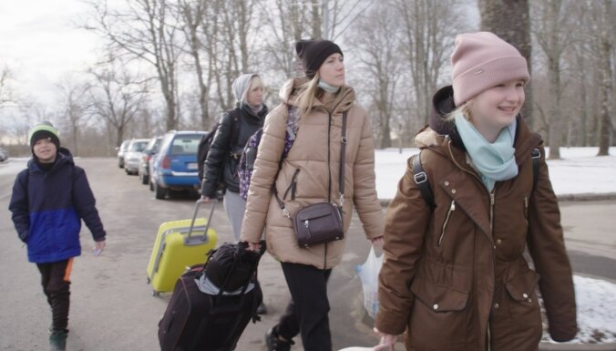 "Женщины без мужчин". Украинский режиссер снимает фильм о семьях беженцев в Латвии