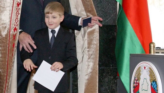 Жириновский: Лукашенко добровольно не уйдет
