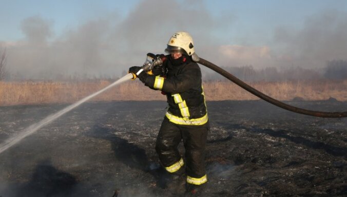 За сутки в Латвии ликвидировали 12 пожаров: один пострадавший
