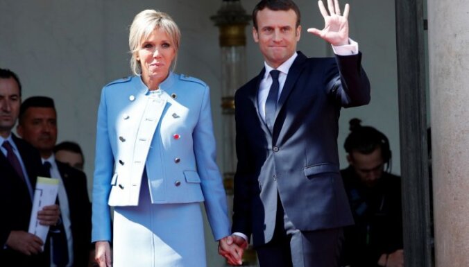 ФОТО: Макрон вступил в должность президента Франции