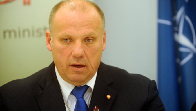 Министр: латвийские военные вовлечены в борьбу с ИГ