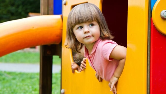 Правительство одобрило прекращение господдержки частных детских садов и нянь