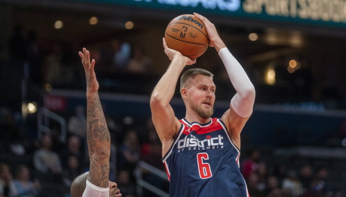 Porziņģim vēl viena superspēle 'Wizards' revanšā pret '76ers'