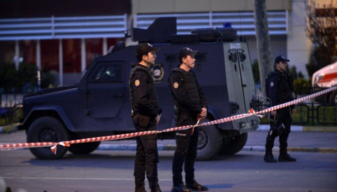 В Стамбуле убита женщина, напавшая на управление полиции