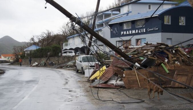 Viesuļvētrā 'Marija' Dominikā dzīvību zaudējuši septiņi cilvēki; viesuļvētra sasniedz Puertoriko