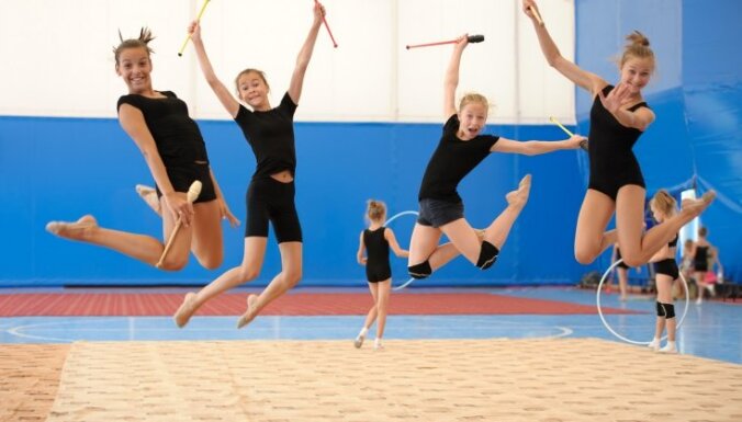 Vingrotājiem, daiļslidotājiem un sporta dejotājiem padziļinātas ārstu pārbaudes veiks no 8 gadu vecuma
