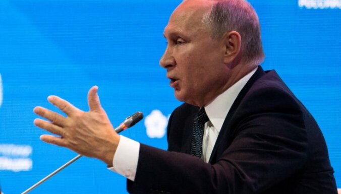 Krievija ir gatava nosūtīt uz Baltkrieviju papildspēkus; krievu algotņu lietā Putins saskata ASV pirkstu