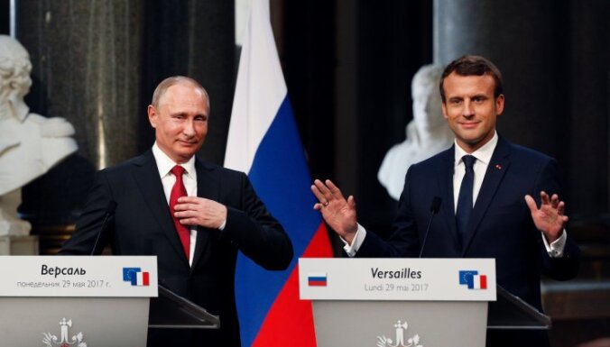 Makrona un Putina saruna bijusi 'vaļsirdīga', pauž Francijas prezidents