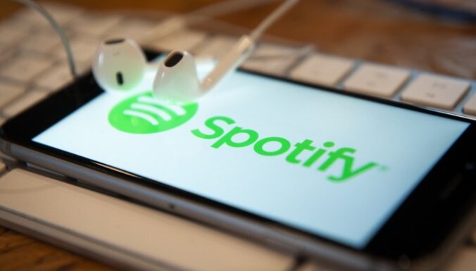 'Spotify' par pērno gadu 130 māksliniekiem samaksājis virs četriem miljoniem eiro