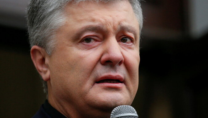 Экс-президент Украины Порошенко возвращается в Киев. Его сторонники не исключают ареста
