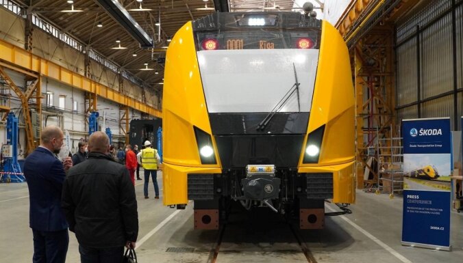 Латвия получит новые пассажирские "электрички" позже, чем планировалось