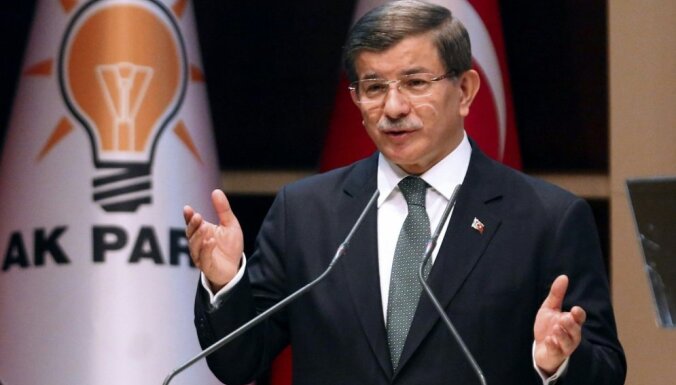Turcijas premjers: jaunajā konstitūcijā tiks garantēts sekulārisms