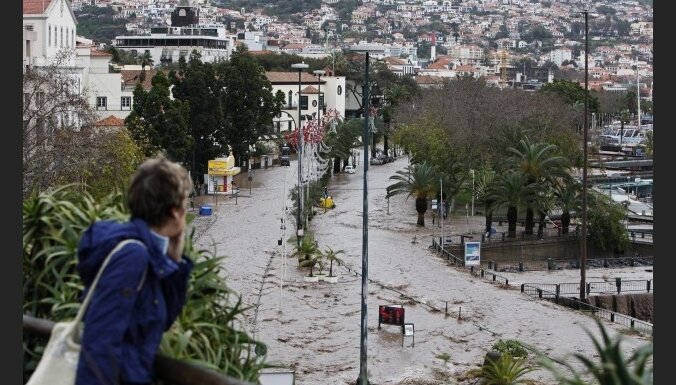 Plūdos Madeirā jau 42 bojāgājušie