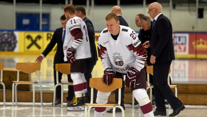 Хоккеисты сборной Латвии прибыли в "пузырь" и ушли на самоизоляцию