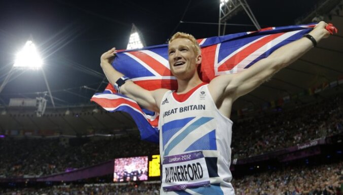 Olimpiskais čempions tāllēkšanā Raterfords iekļauts Lielbritānijas bobsleja izlasē