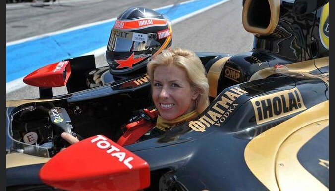 Testu laikā smagi cietusi F-1 komandas 'Marussia' testu pilote de Viljota