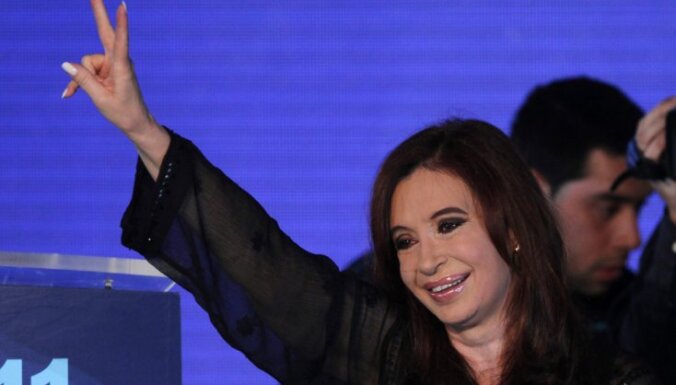 Argentīnas prezidentei veiksmīgi izoperēts vairogdziedzera vēzis