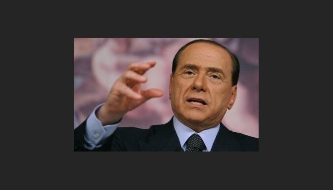 Берлускони объявил себя "самым гонимым человеком за всю историю мира"