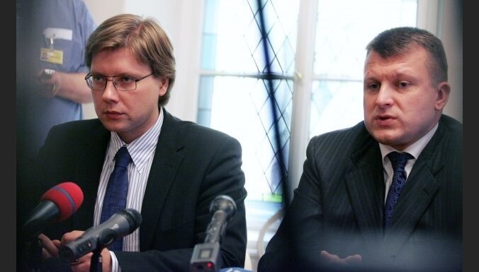 ГС: Ушаков и Шлесерс — угроза Латвии