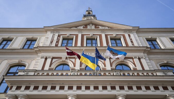 Rīgas domes ārkārtas sēdē lems par atbalstu Ukrainai