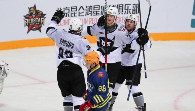 'Rīgas' hokejisti viesos atkārtoti uzvar 'Atlant' vienību