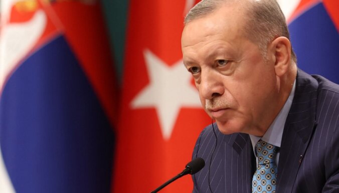 Erdogans tuvāko nedēļu laikā apmeklēs Ukrainu