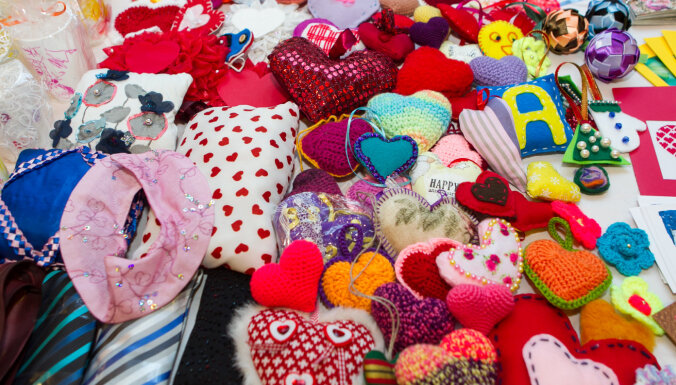 "Сердцем к сердцу": поделки для благотворительной ярмарки принимаются до 19 февраля включительно