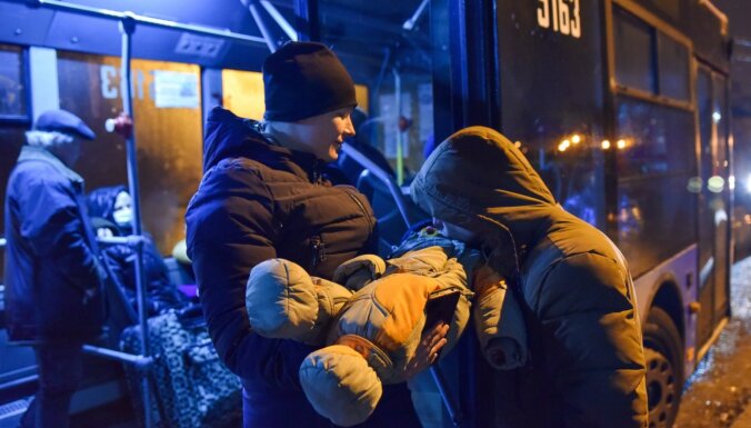 Maskava ciniski izmanto cilvēkus, par izsludināto evakuāciju Donbasā norāda ASV