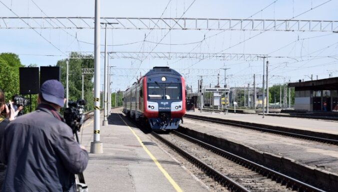 Закупка новых поездов для Латвии: в Pasažieru vilciens должны действовать очень быстро