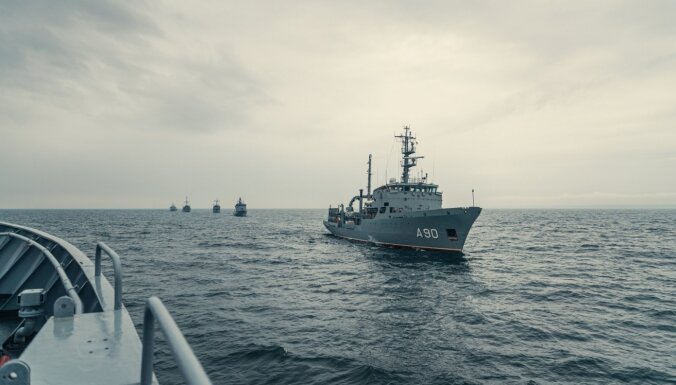 Морские силы Латвии искали недалеко от берегов Риги упавшего за борт моряка