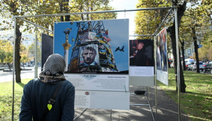 Рижская дума запретила проведение выставки "Люди Майдана"