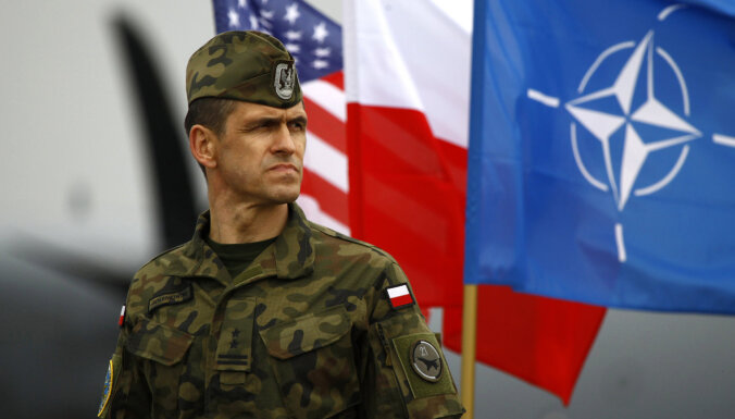 Polija nolemj trīskāršot savu armiju