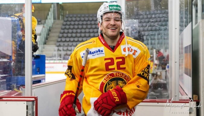 Latvijas hokeja izlases nākamajai spēlei plānots pieteikt debitantu Andersonu
