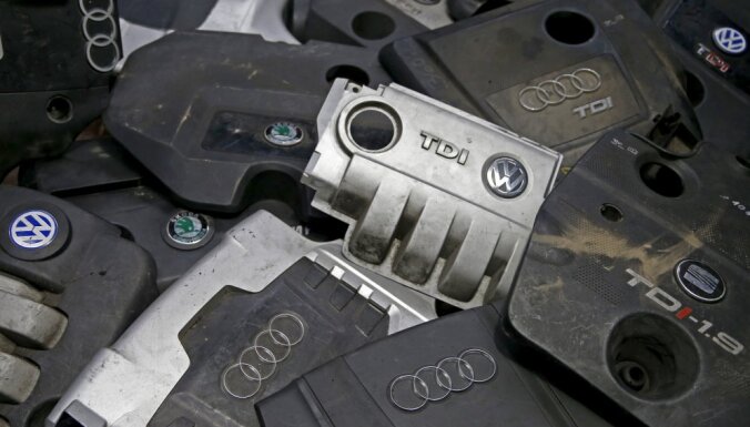 Скандал с дизельными двигателями: в Латвии могут отозвать до 17 000 машин VW, Škoda и Audi