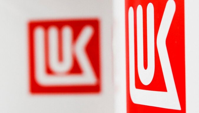 Krievijas naftas lieluzņēmums 'Lukoil' aicina apturēt karadarbību Ukrainā