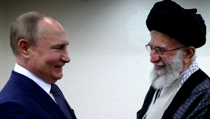 Roberts D. Kaplans: Irāna un Krievija brūk. Kādas briesmas gaida pēc tam