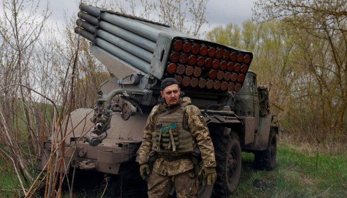 Киев допустил нанесение ударов по военной инфраструктуре России