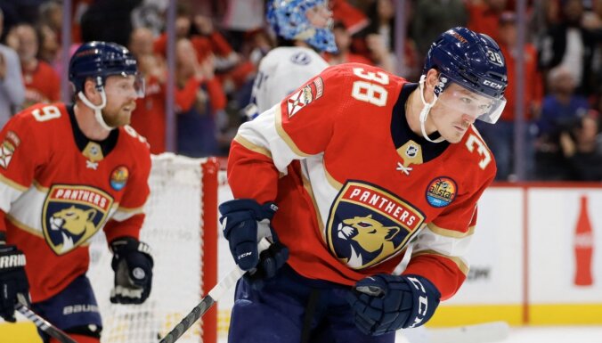'Panthers' ievieto Balceru atteikumu sarakstā