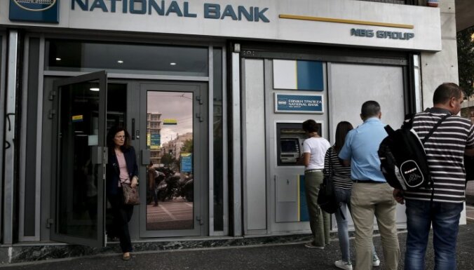 Grieķijas Banku asociācija noraida ziņas par noguldījumu konfiskācijas iespējamību