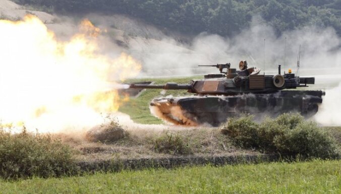 'Politico': Vašingtona gatava nosūtīt Kijivai vairākus desmitus 'Abrams' tanku