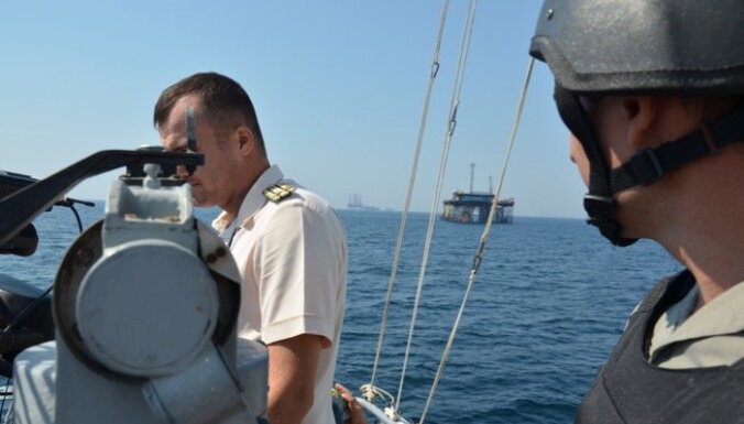 "Нет только эсминца "Вороватый". Как Украина бьется с Россией за газ на Черном море