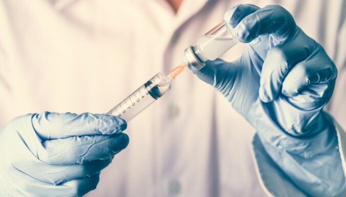 Еврокомиссия выделила 1 млрд евро на разработку вакцины от Covid-19